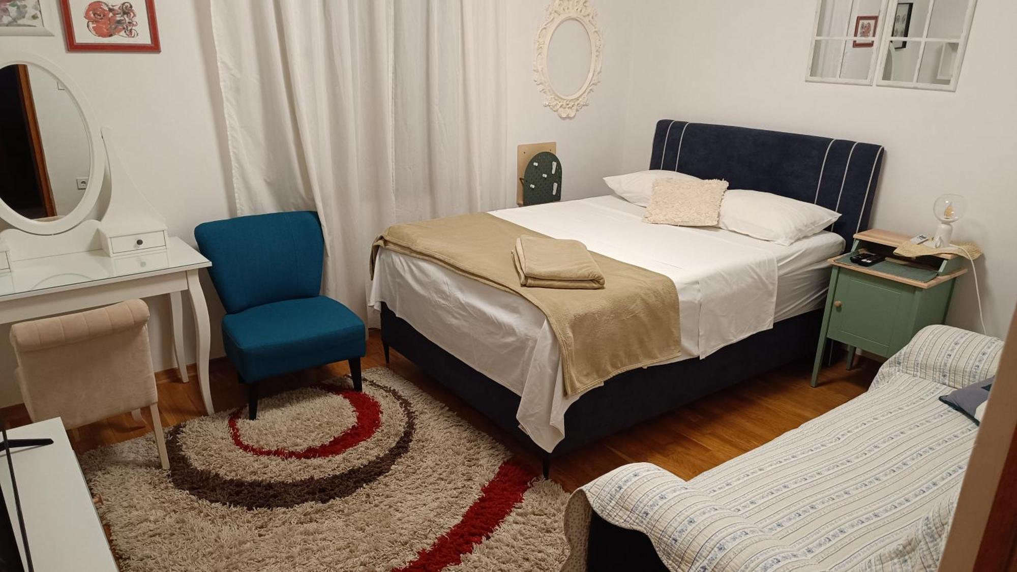 Stone House Apartman *